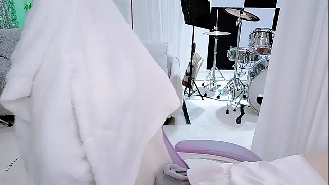 Evangelin-e live sex cam