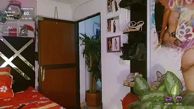 SarithaBunny live sex cam