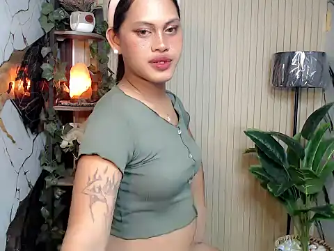 TaniaCum live sex cam