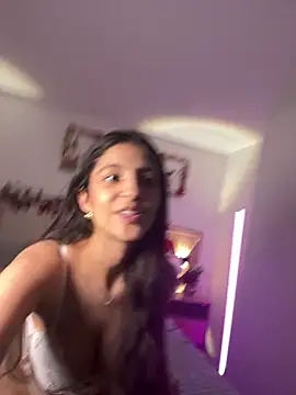 SophiaNazari live sex cam