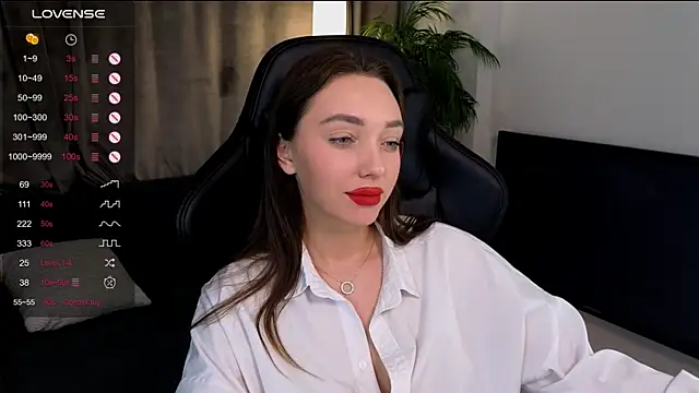 Emilia_mala live sex cam