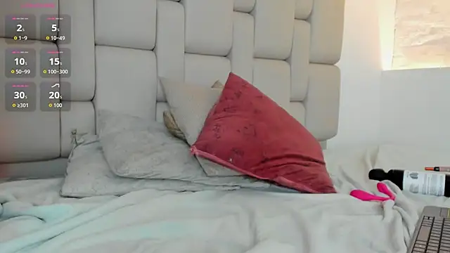 Sarah_GothicGirl live sex cam