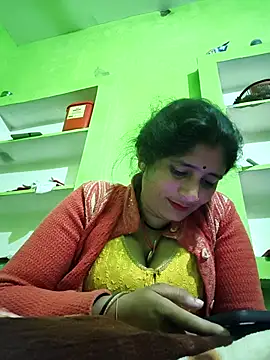 Hot-bhavi5 live sex cam