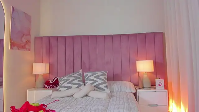 Aleja_arango1 live sex cam