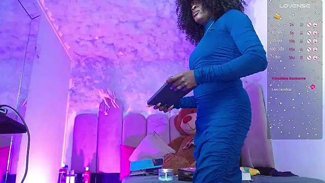 puca_ebony live sex cam