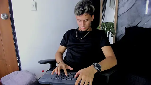 Alan-Smith1 live sex cam