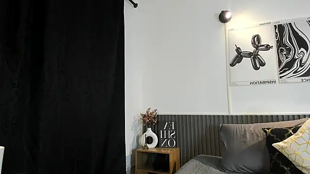 Cloe_Bonne live sex cam