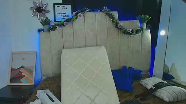 Catherine_mature45 live sex cam