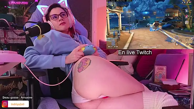 Indriya2x0 live sex cam