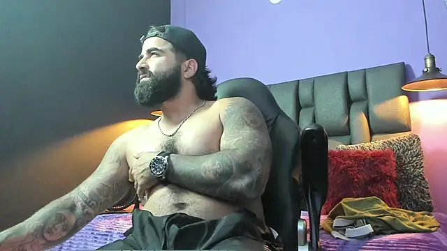 Lyon_vach live sex cam