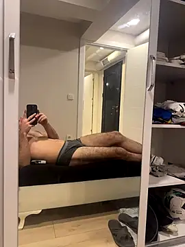 Sovaisback live sex cam