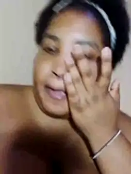 MassiveBoobsxxxx live sex cam