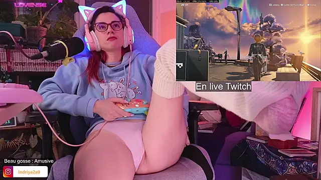 Indriya2x0 live sex cam