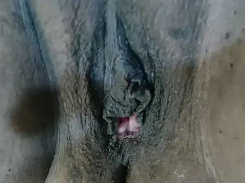 Ciara-Mia live sex cam