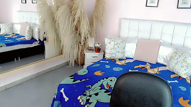 nathalialoes1 live sex cam