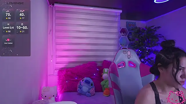 _chloe_moons_ live sex cam