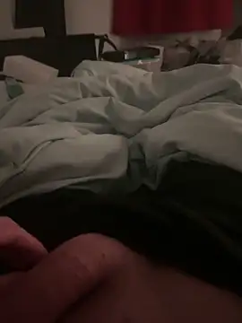 groschibre40100 live sex cam