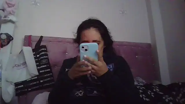 annarose19 live sex cam