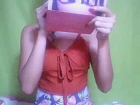 SweetPussie18x live sex cam