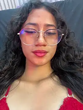 KaitlynLoveCam live sex cam