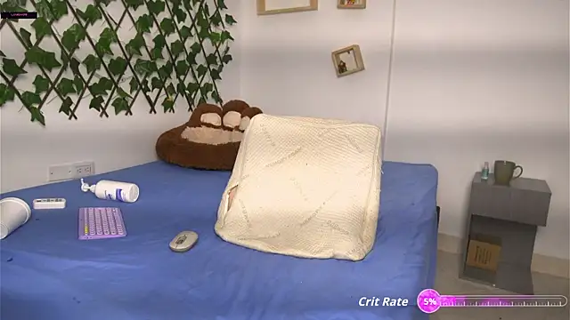 argiee_taylorxs2 live sex cam