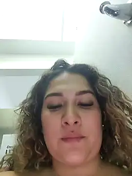 Sara_smiiith211 live sex cam