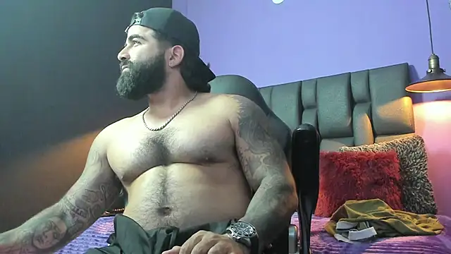 Lyon_vach live sex cam