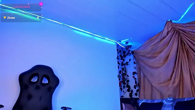 Ethan_Boyy live sex cam