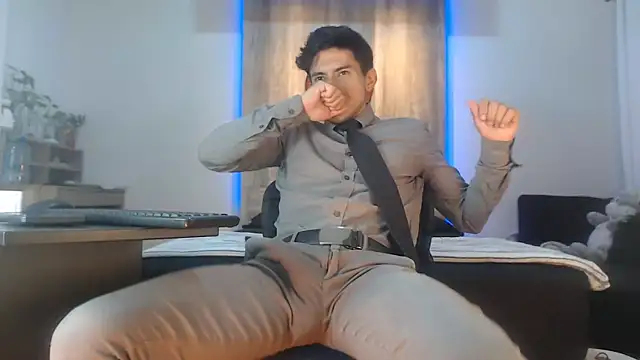 Andrew_4_ live sex cam