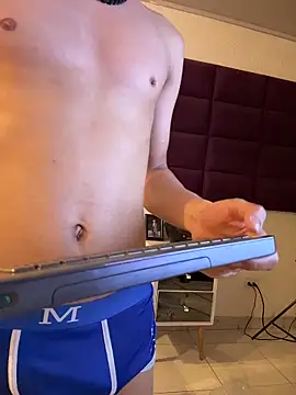 AdrianRinaldi live sex cam