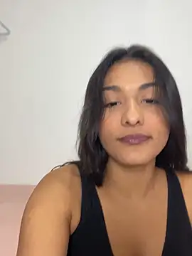 Laurapocahontas live sex cam