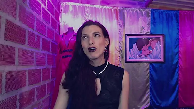 Moira-Hot live sex cam