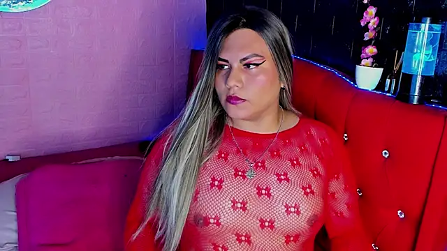 Chloe_Nasty live sex cam