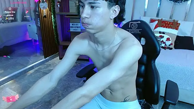 kaelwolf_tay live sex cam