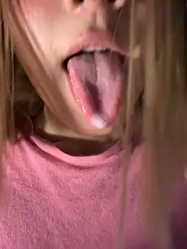 SweetBunnyGF live sex cam