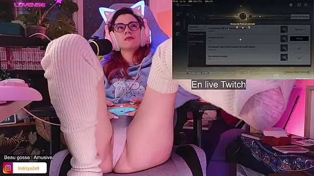 Indriya2x0 live sex cam