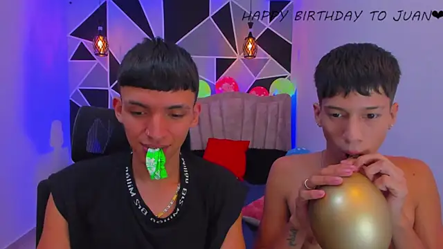Juan_Nd_Steven live sex cam
