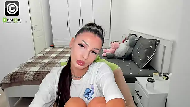 HelenShawn live sex cam