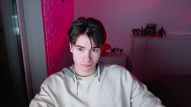 MarkusDean live sex cam