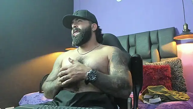 Lyon_vach live sex cam