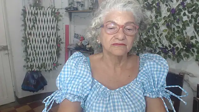 FunnyGrandma live sex cam