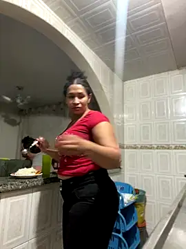 Carola-Ross live sex cam