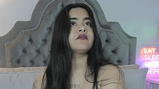 atena_hill live sex cam