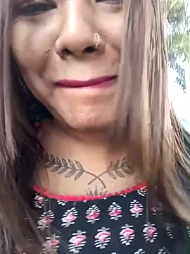 Hot_Urvi live sex cam