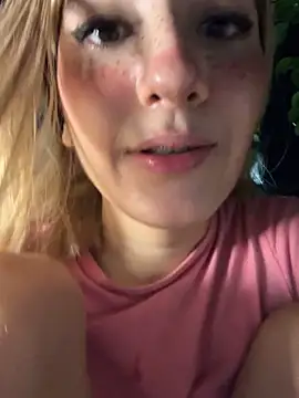 SweetBunnyGF live sex cam