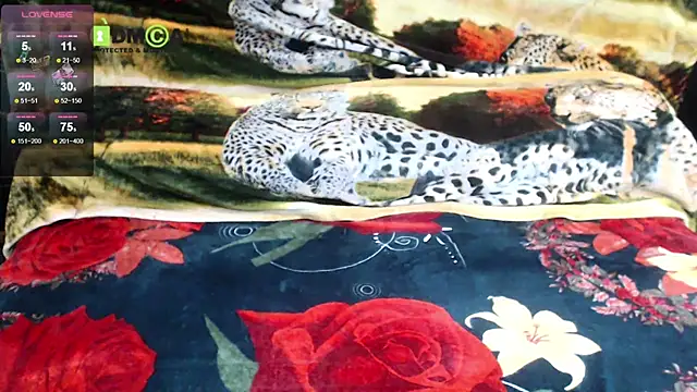 Queen_Sarah live sex cam