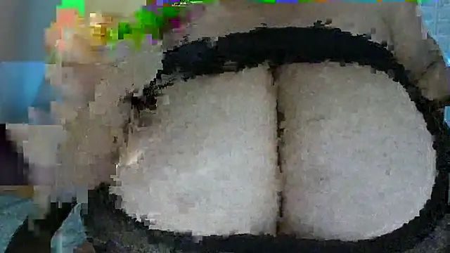 Hugetittiesxx2 live sex cam