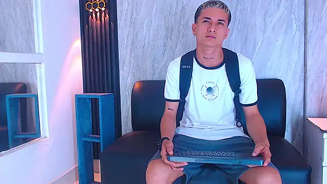 jeic_18 live sex cam