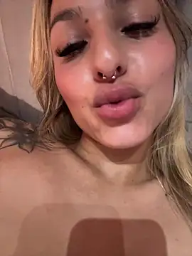 AliceStone19 live sex cam