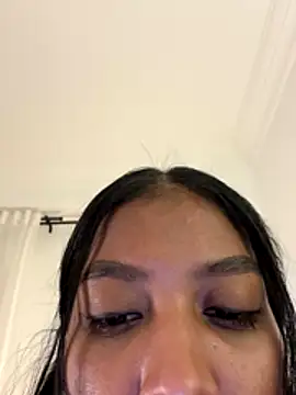 IamCrystal2 live sex cam